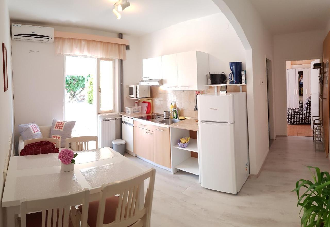 Lori Apartment
