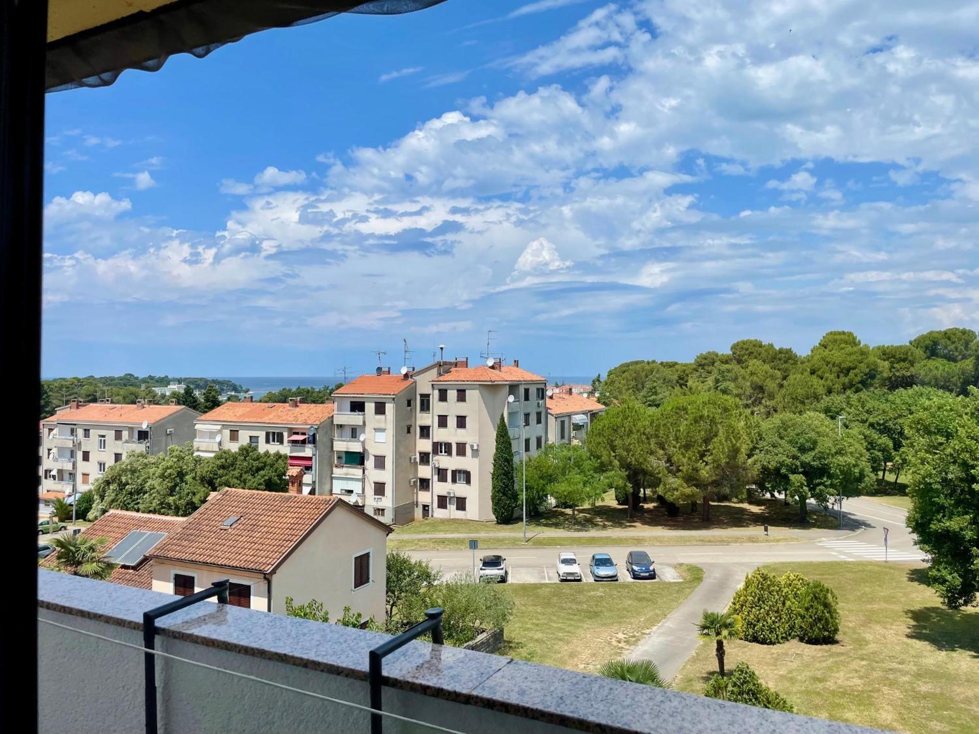 Lori Apartment